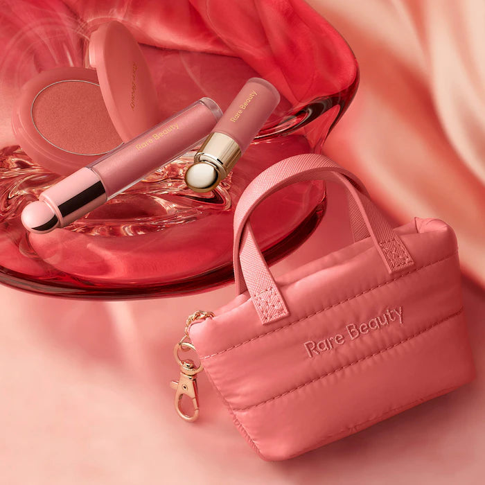 Rare Beauty   
Hope Faves 4-Piece Makeup Gift Set 🤎✔️