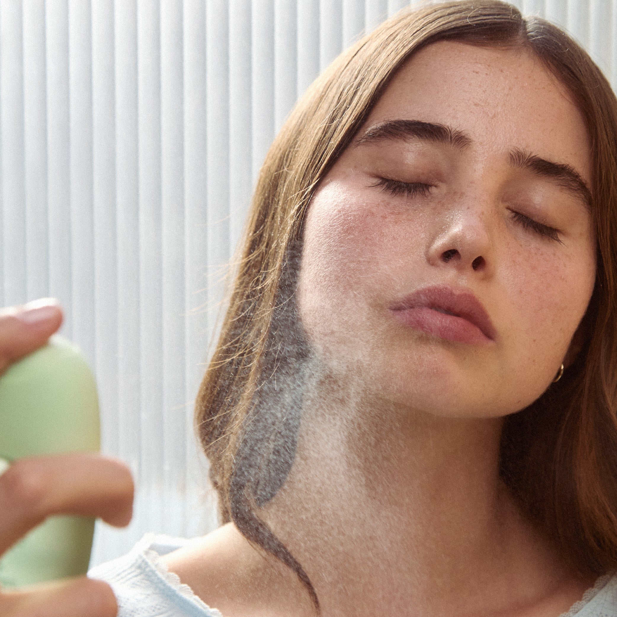 Sincerely Yours 
Hit Refresh Soothing Serum Mist 💚