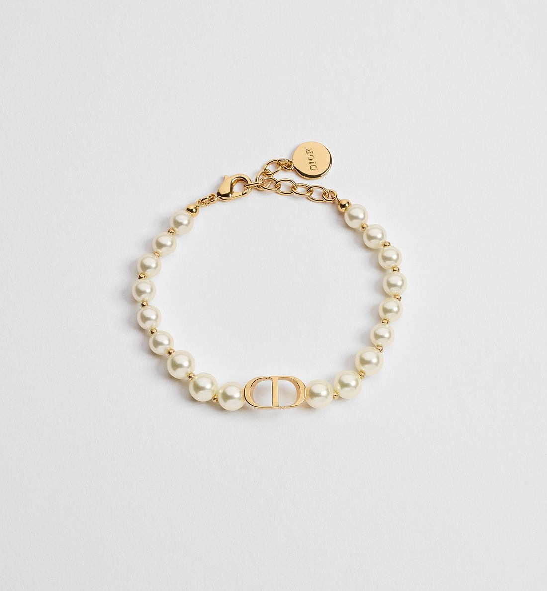 Dior  
Pearl 30 Montaigne Bracelet 🤍