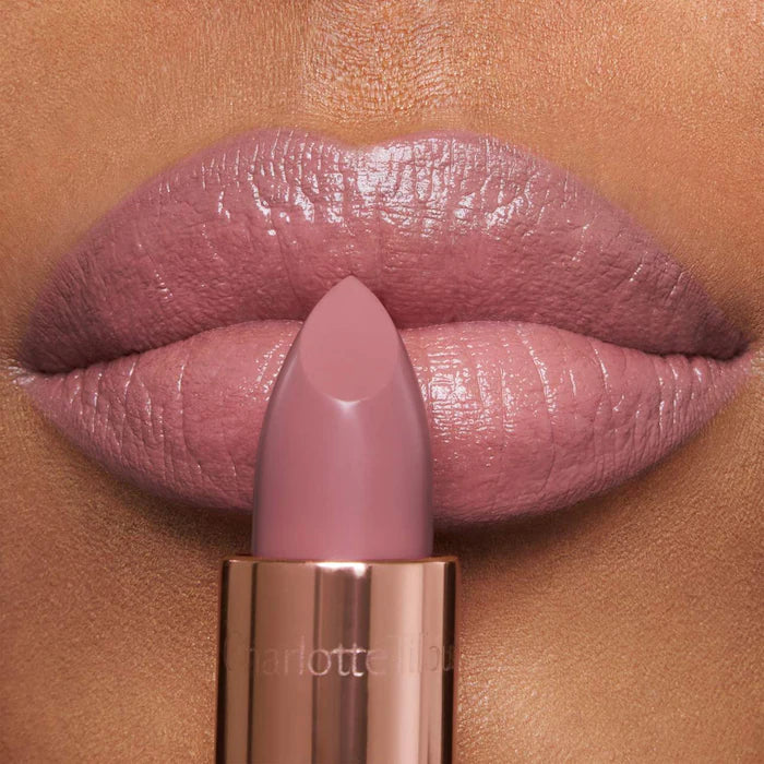 Charlotte Tilbury 
Mini Pillow Talk Lipstick & Liner Set Pillow talk Fair 🩷