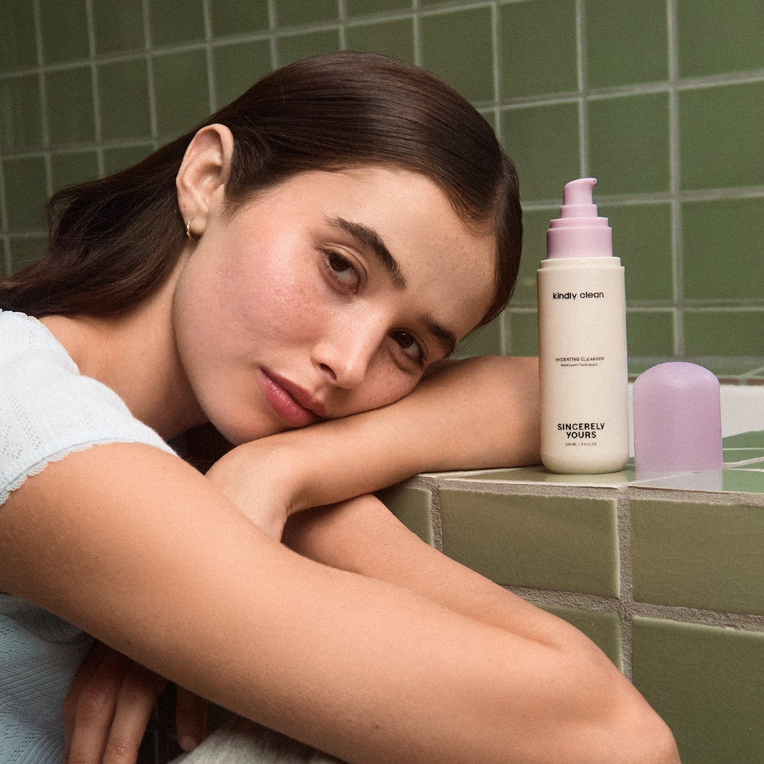 Sincerely Yours 
Kindly Clean Hydrating Cleanser 🩷