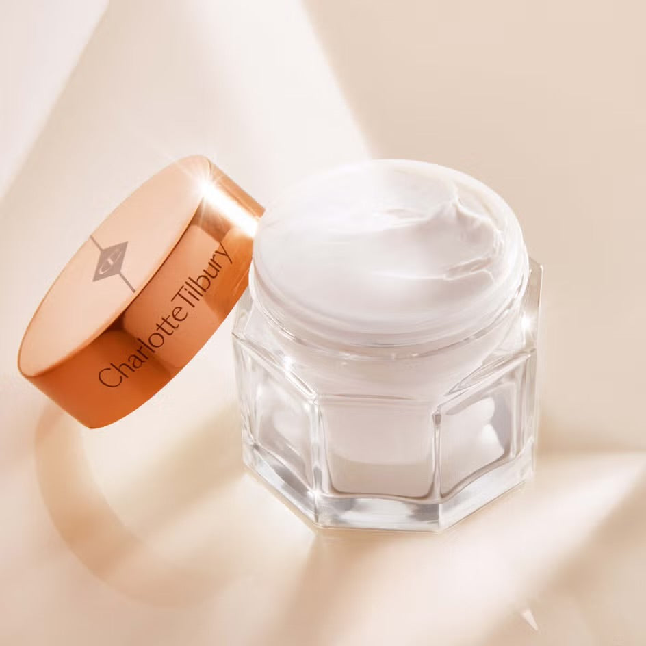 Charlotte Tilbury  
Charlotte's Magic Cream 🤍