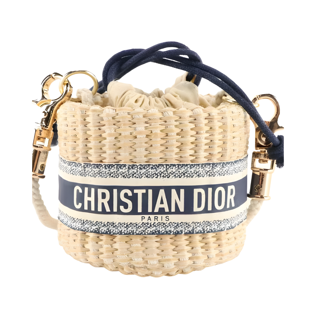 Christian Dior 
Trousse Pouch 🤍