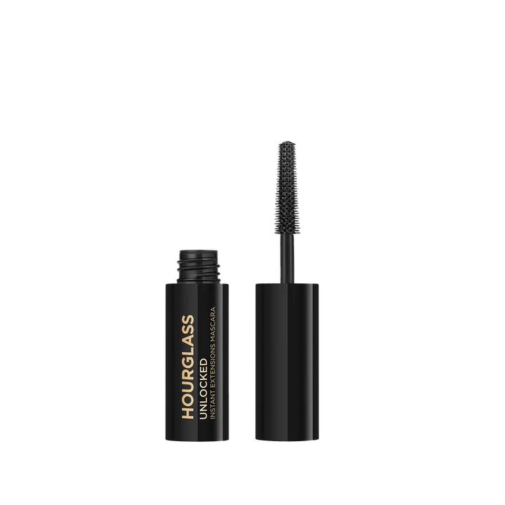 Hourglass     
Mini UNLOCKED INSTANT EXTENSIONS MASCARA 🖤
