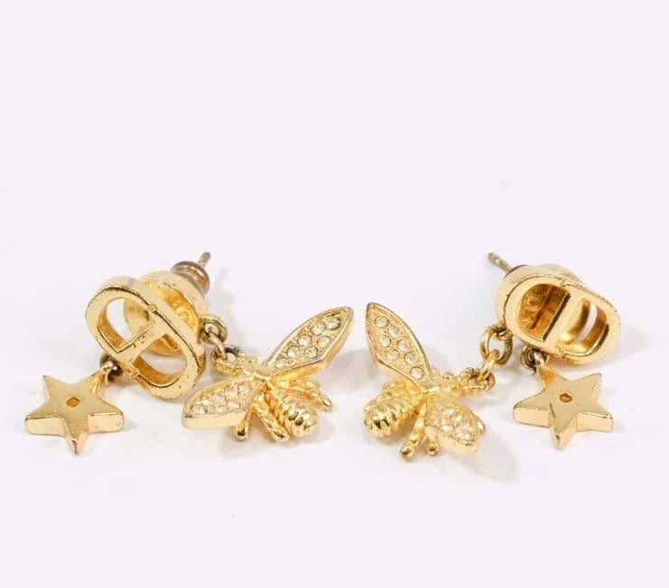 Dior  
Bee Earring 💛