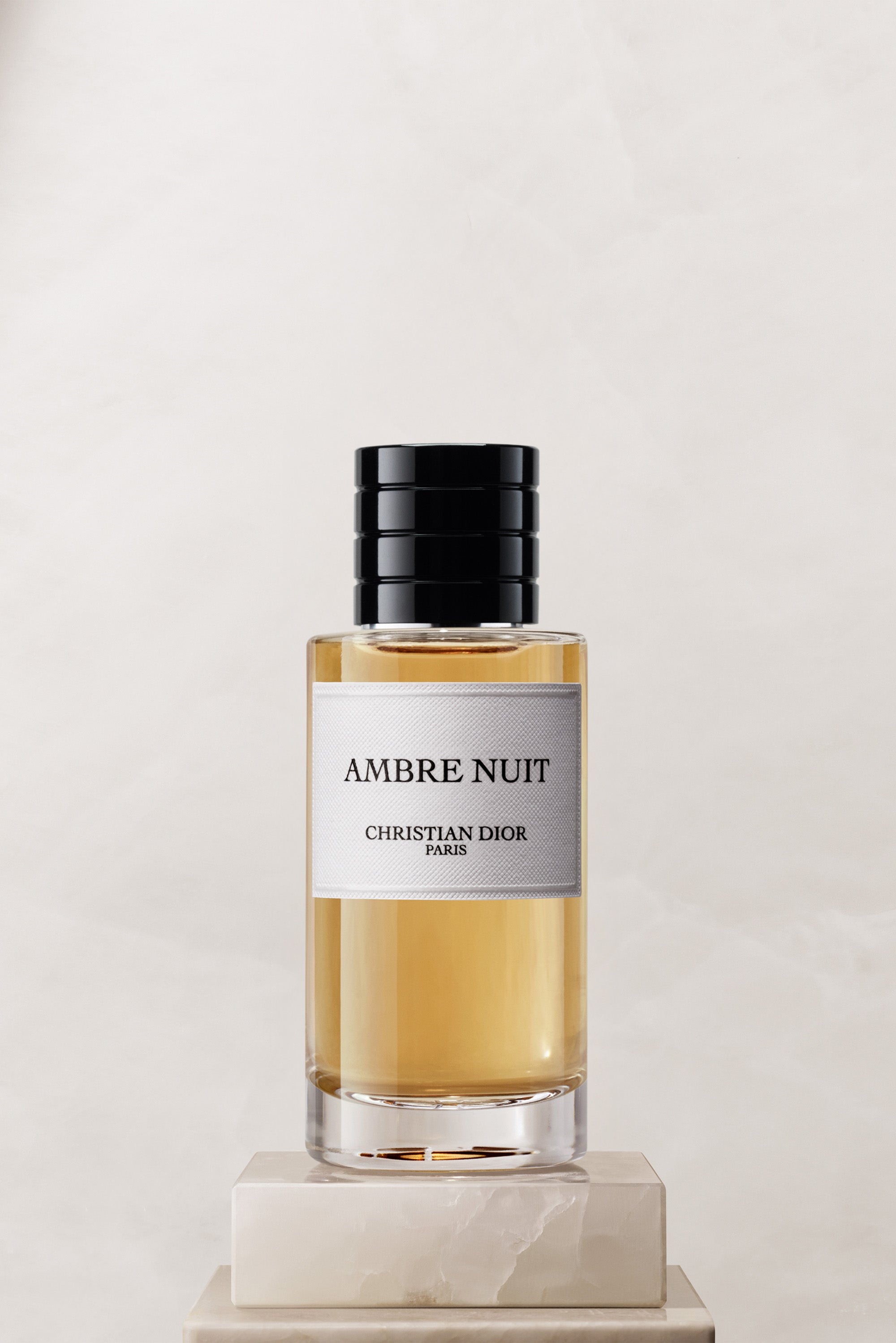 Christian Dior      
Ambre Nuit Eau De Parfum     
🤍🤍