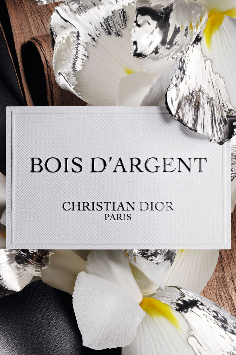 Christian Dior      
Bois d'Argent Eau De Parfum     
🩷🩷