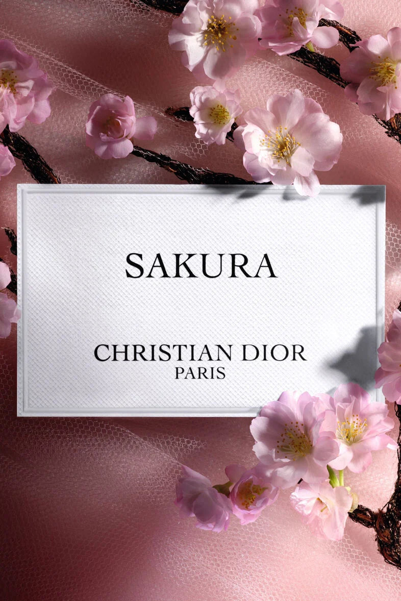 Christian Dior      
Sakura Eau De Parfum     
🩷🩷