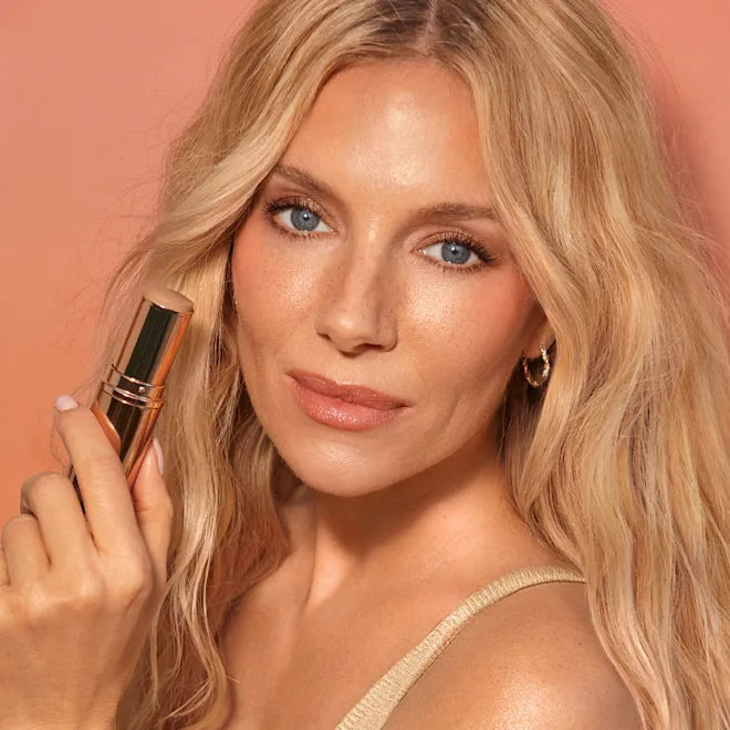 Charlotte Tilbury
UNREAL HIGHLIGHTER 🤍