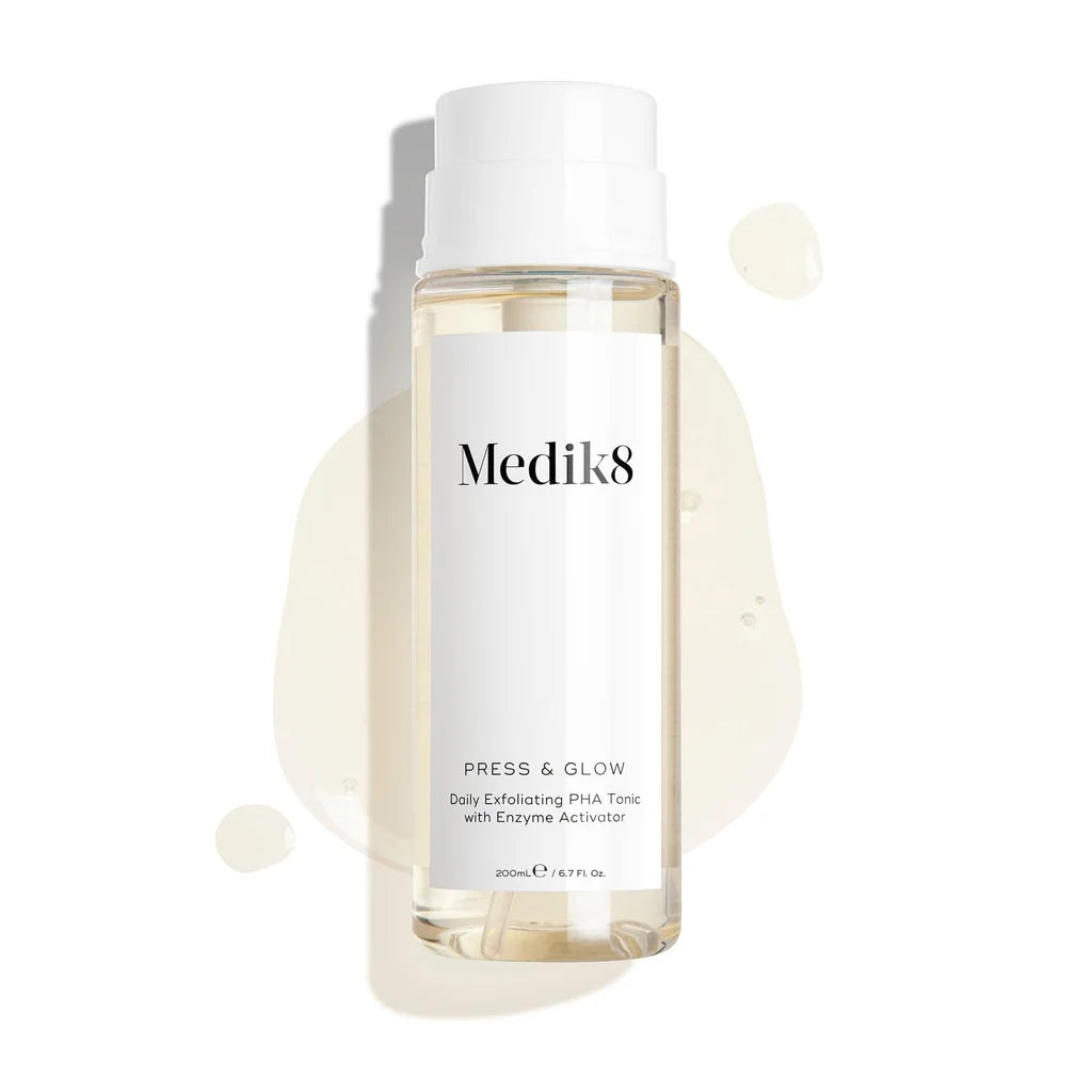 Medik8 
PRESS & GLOW®
Daily Exfoliating PHA Tonic with Enzyme Activator Toner 🤍