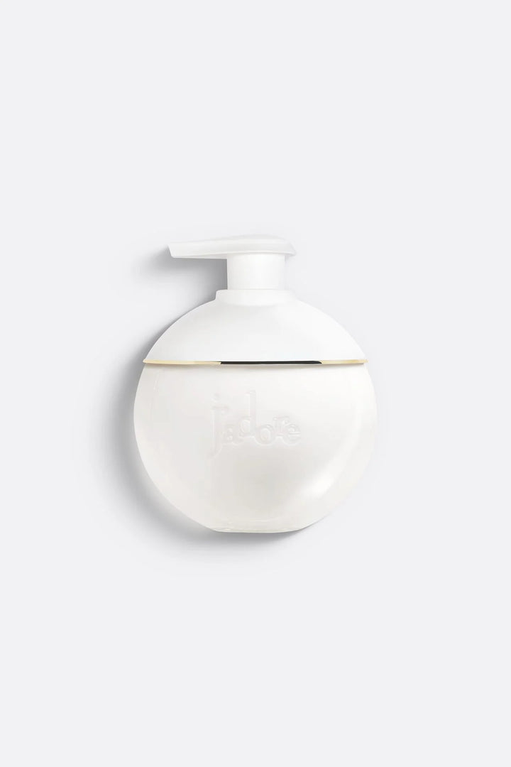 Christian Dior
J'adore les Adorables Set 🤍