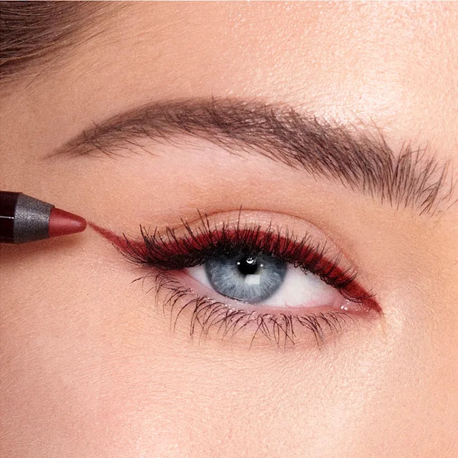 Charlotte Tilbury      
Eyeliner - Walk Of No Shame 🤎