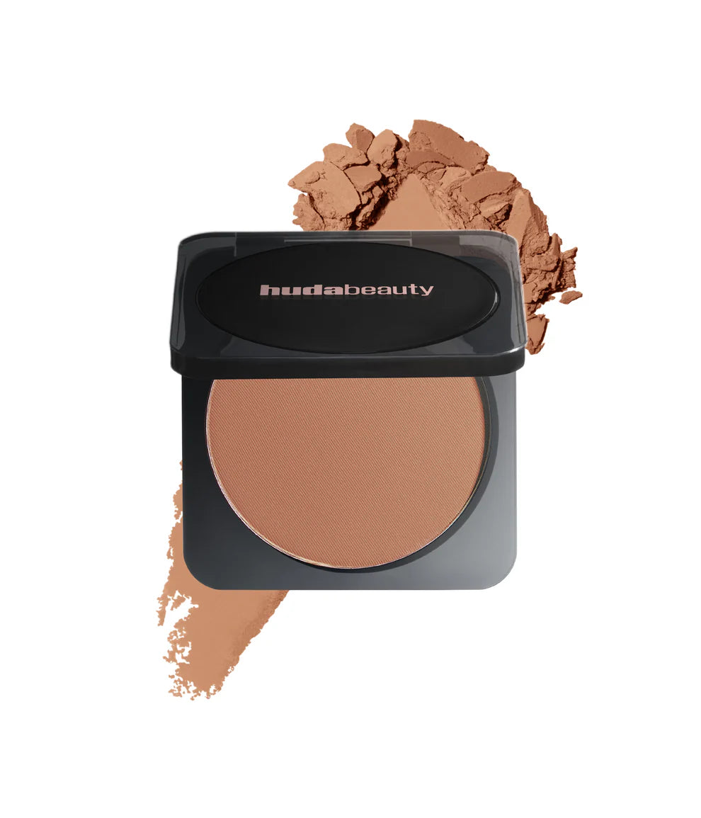 Huda Beauty      
Easy Bake Pressed Powder     
Coco Truffle 🤎