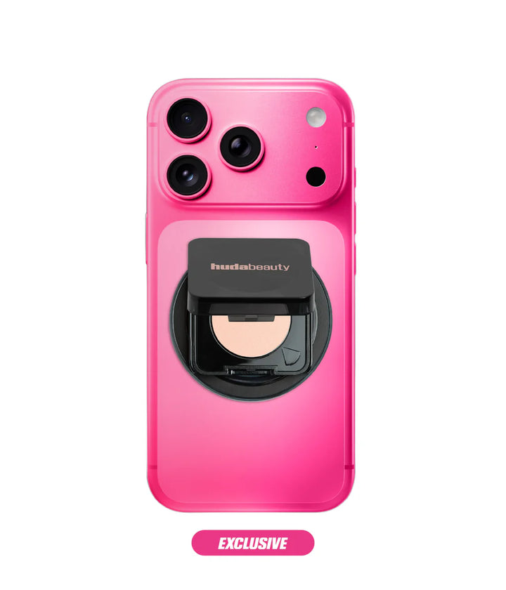 Huda Beauty     
Easy Bake Pressed Powder Phone Grip - Peach Cupcake 💕