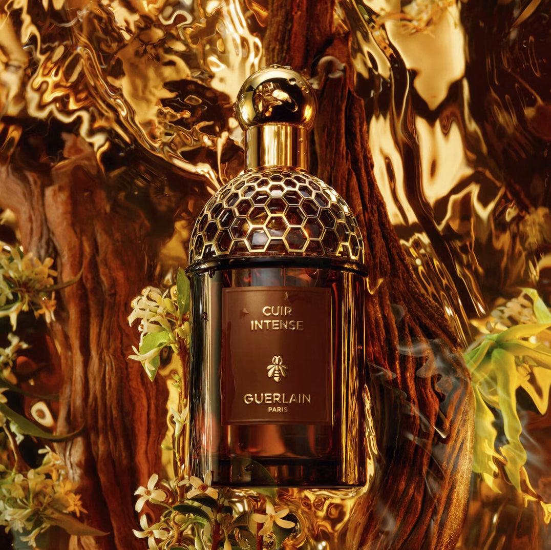 Guerlain      
Cuir Intense    
Mini Eau de Parfum - Absolus Allegoria      
🤎🤎
