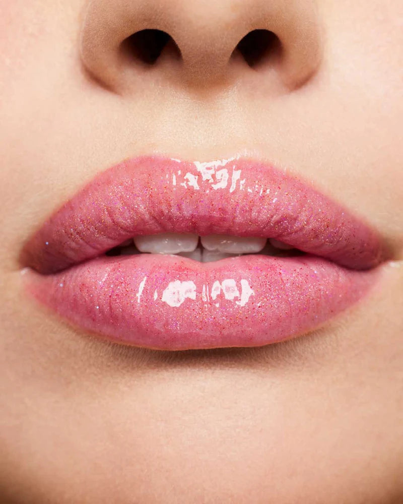 Fenty Beauty x Arcane
Gloss Bomb Universal Lip Luminizer 💕