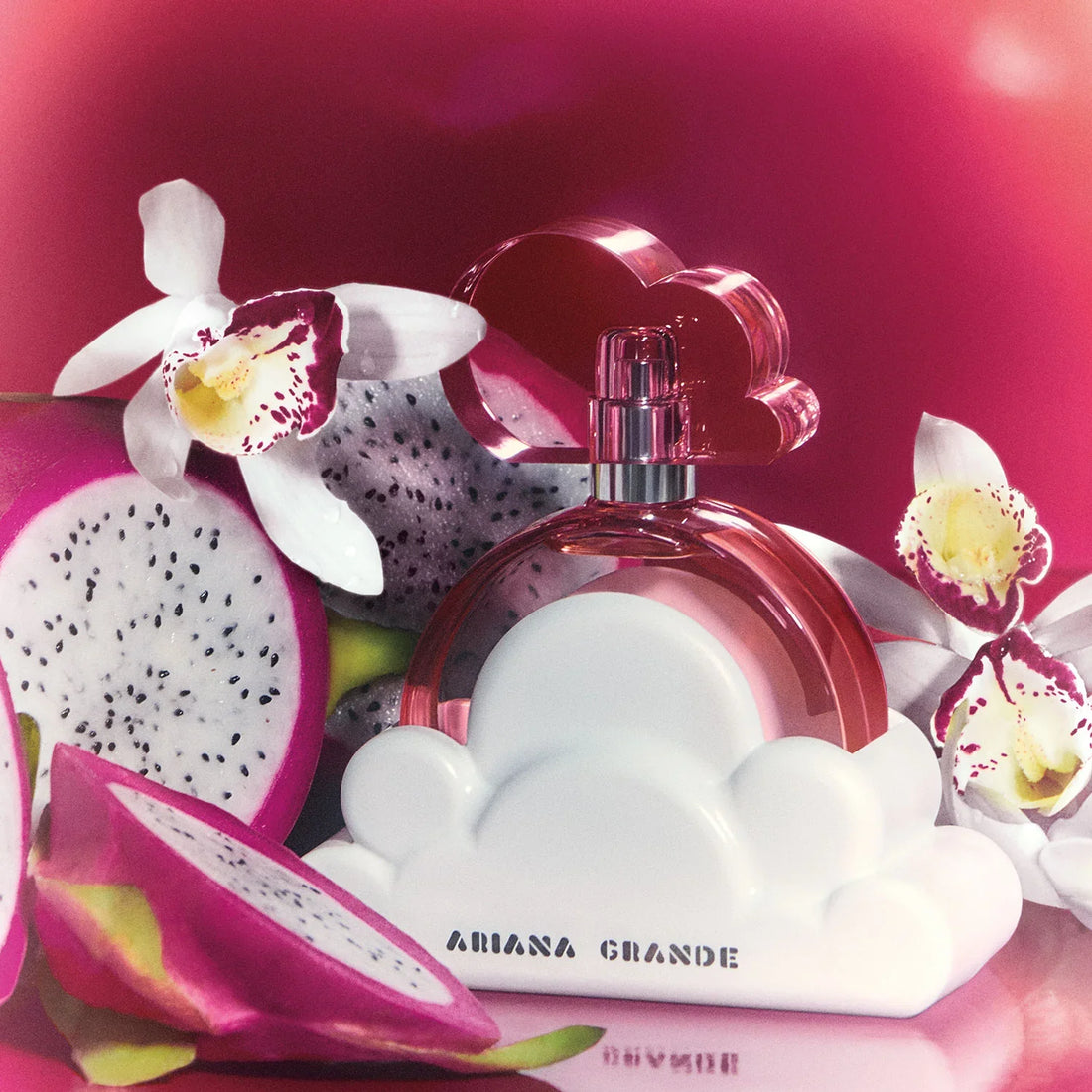 Ariana Grande     
Mini Cloud Pink Eau de Parfum      
🌸🌸