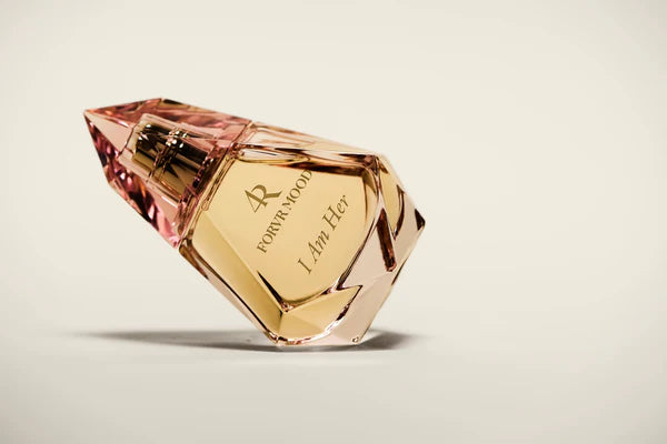 Forvr Mood      
I Am Her  Eau De Parfum     
🧡🧡