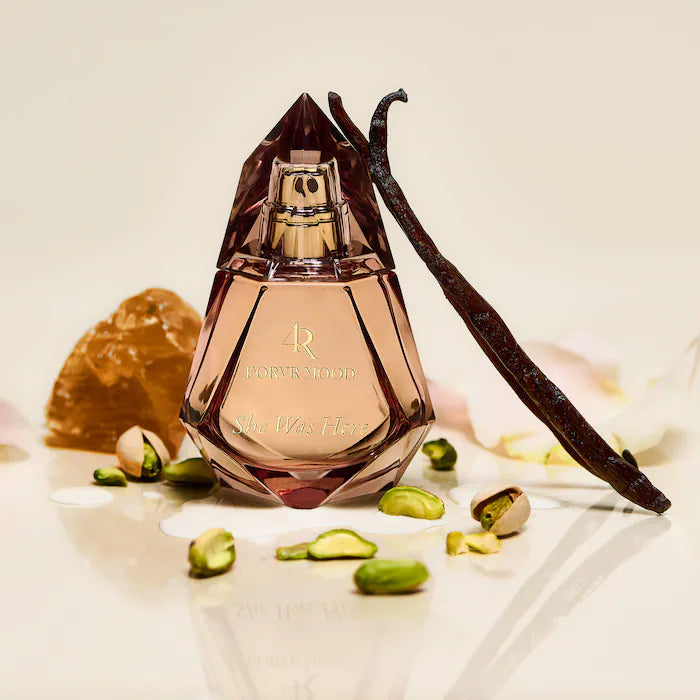 Forvr Mood      
She Was Here Eau De Parfum     
🤎🤎