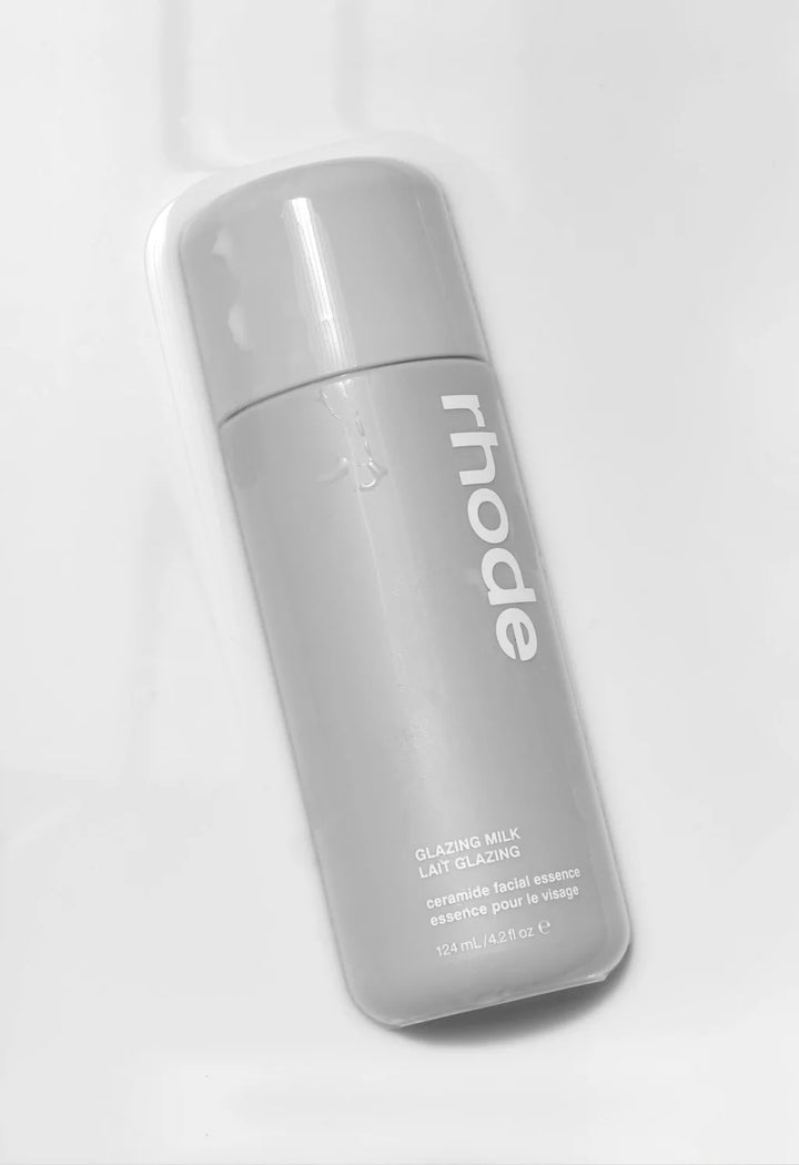 Rhode    
Glazing Milk Toner 🤍
