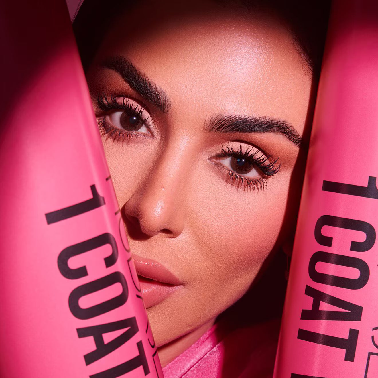 Huda Beauty 
1 Coat Wow! - Extra Volumizing And Lifting Mascara ♥️