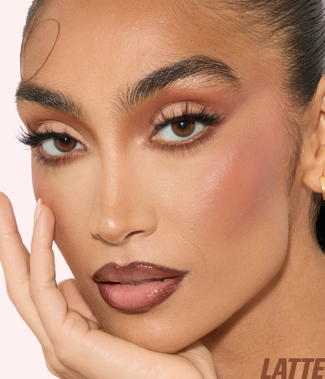 Huda Beauty      
Habibti Lip And Cheek Best Sellers Kit 💕