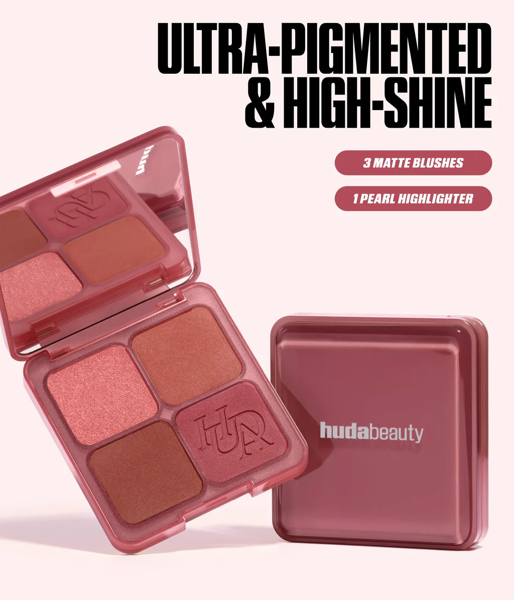 Huda Beauty    
Blush Filter Blurring Blushlighters Palette - Strawberry Latte ♥️