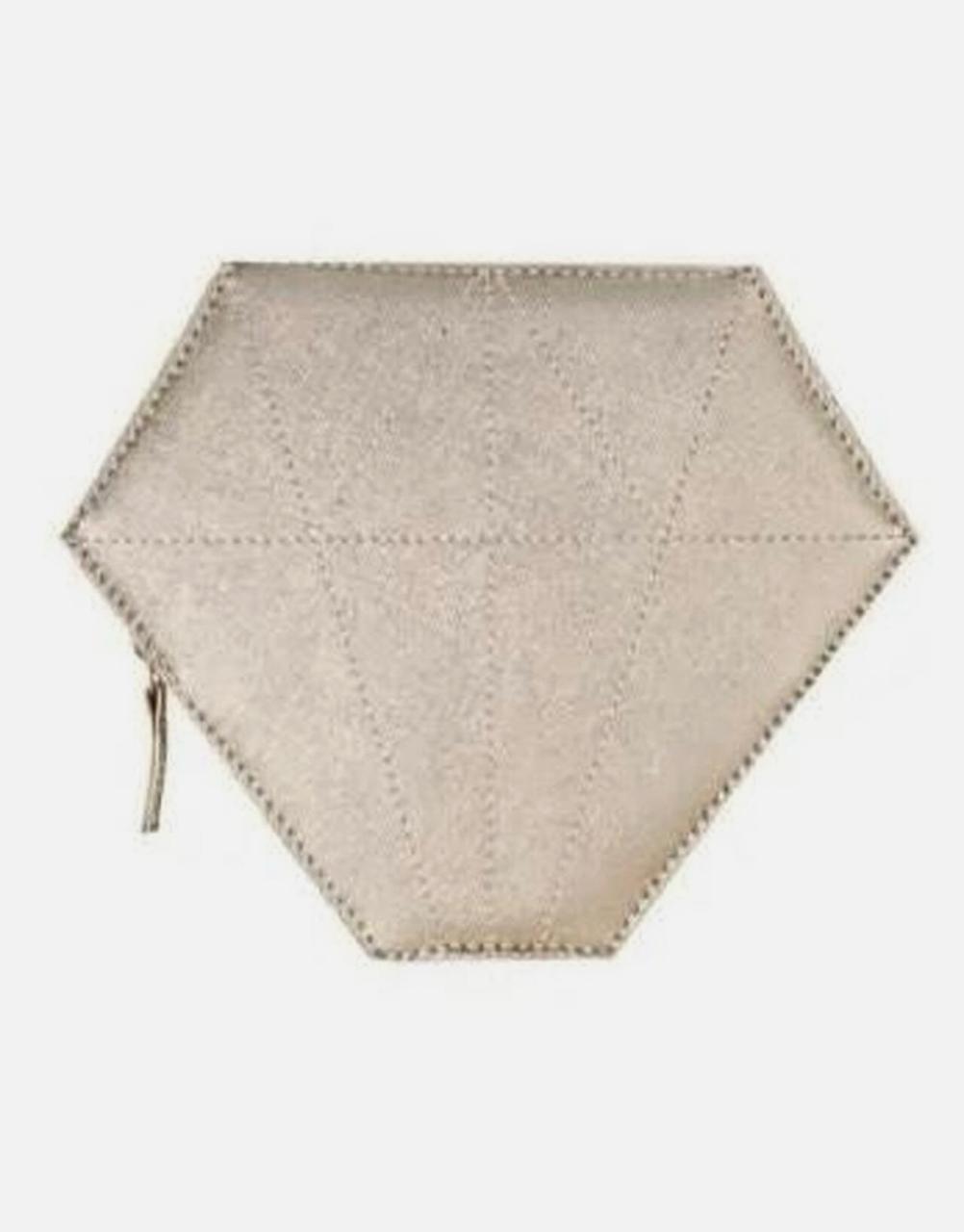 Kayali      
Gold Diamond Shaped Bag     
🤍🤍