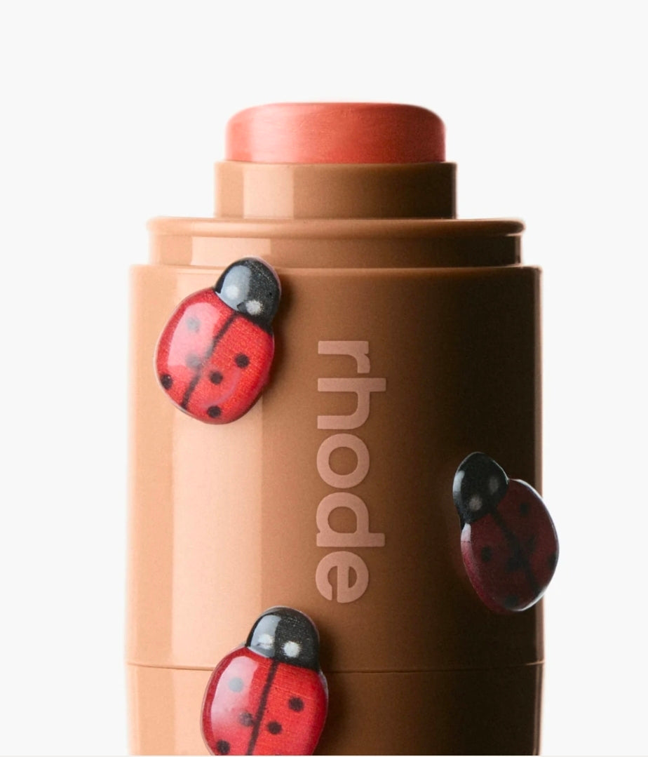 Rhode pocket blush Freckle - 
neutral peach
The natural flush ♥️