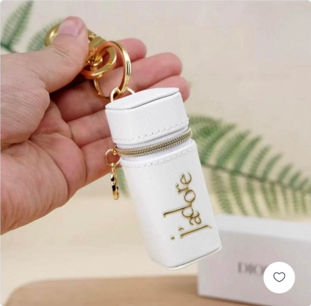 Dior   
J'adore Miniature Holder Keychain 🤍