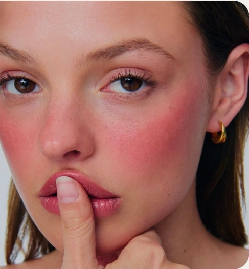 Rhode pocket blush Sleepy Girl - Soft Muave 
The natural flush ♥️