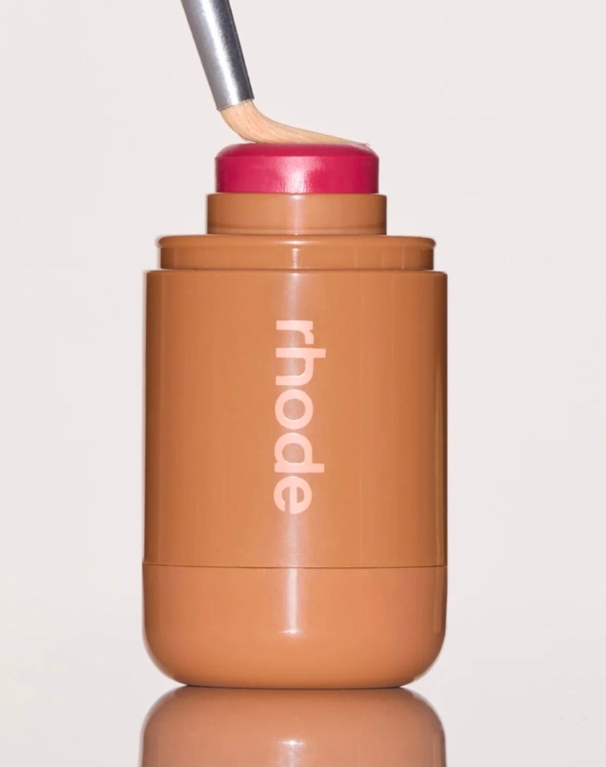 Rhode pocket blush Teacup - 
raspberry pink
The natural flush ♥️ new