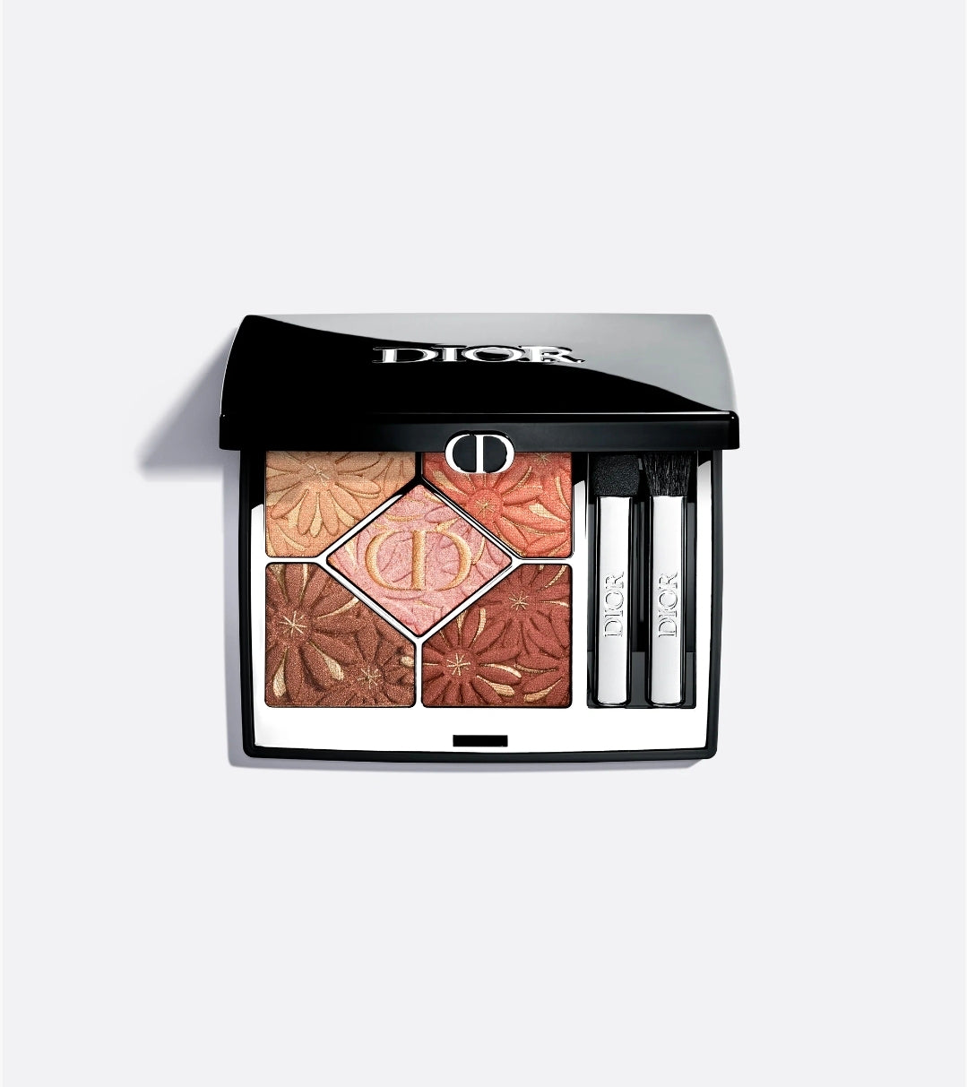 Dior   
Eyeshadows Diorshow 5 Couleurs 🤎