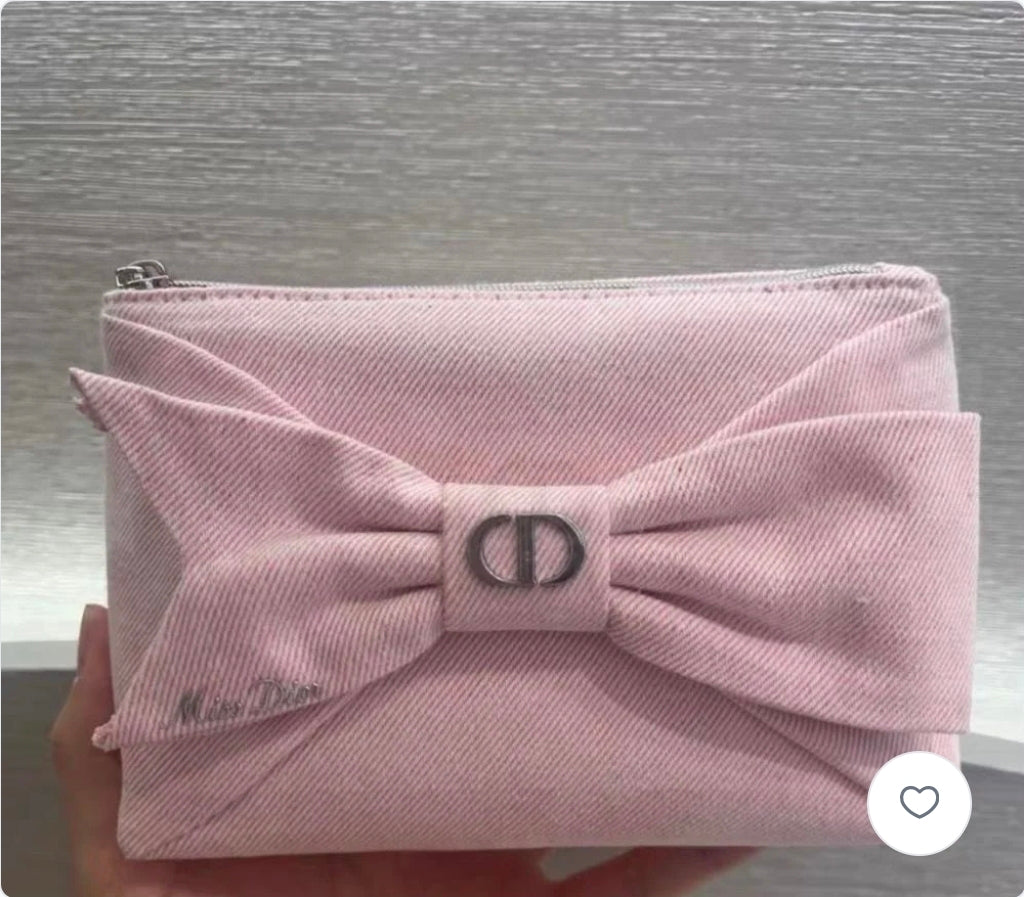 Dior   
Pink Pouch 🩷
