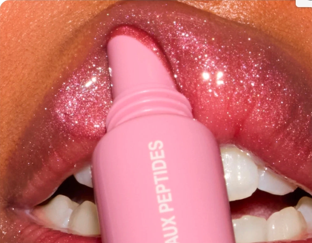 Rhode Pretzel - 
shimmery warm mauve Peptide Lip Treatment ♥️ new