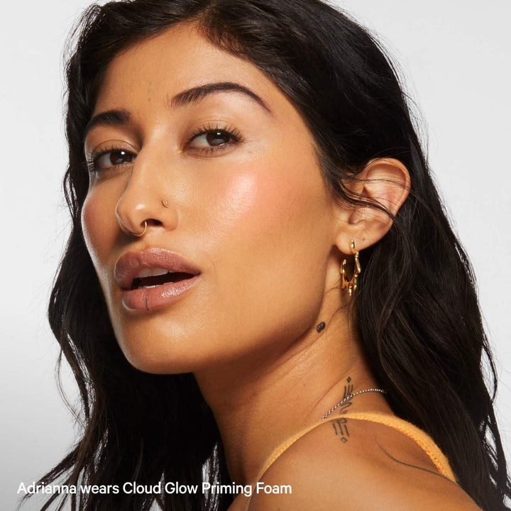MILK MAKEUP
Cloud Glow Priming Foam With Brightening Turmeric 🧡