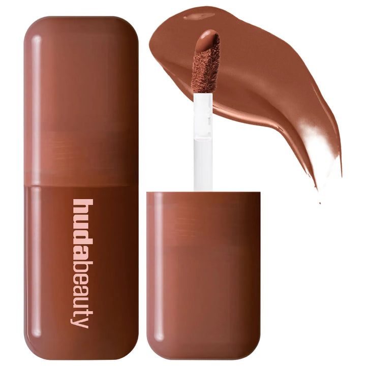 Huda Beauty         
Blush Filter Liquid Blush - Latte 🤎
