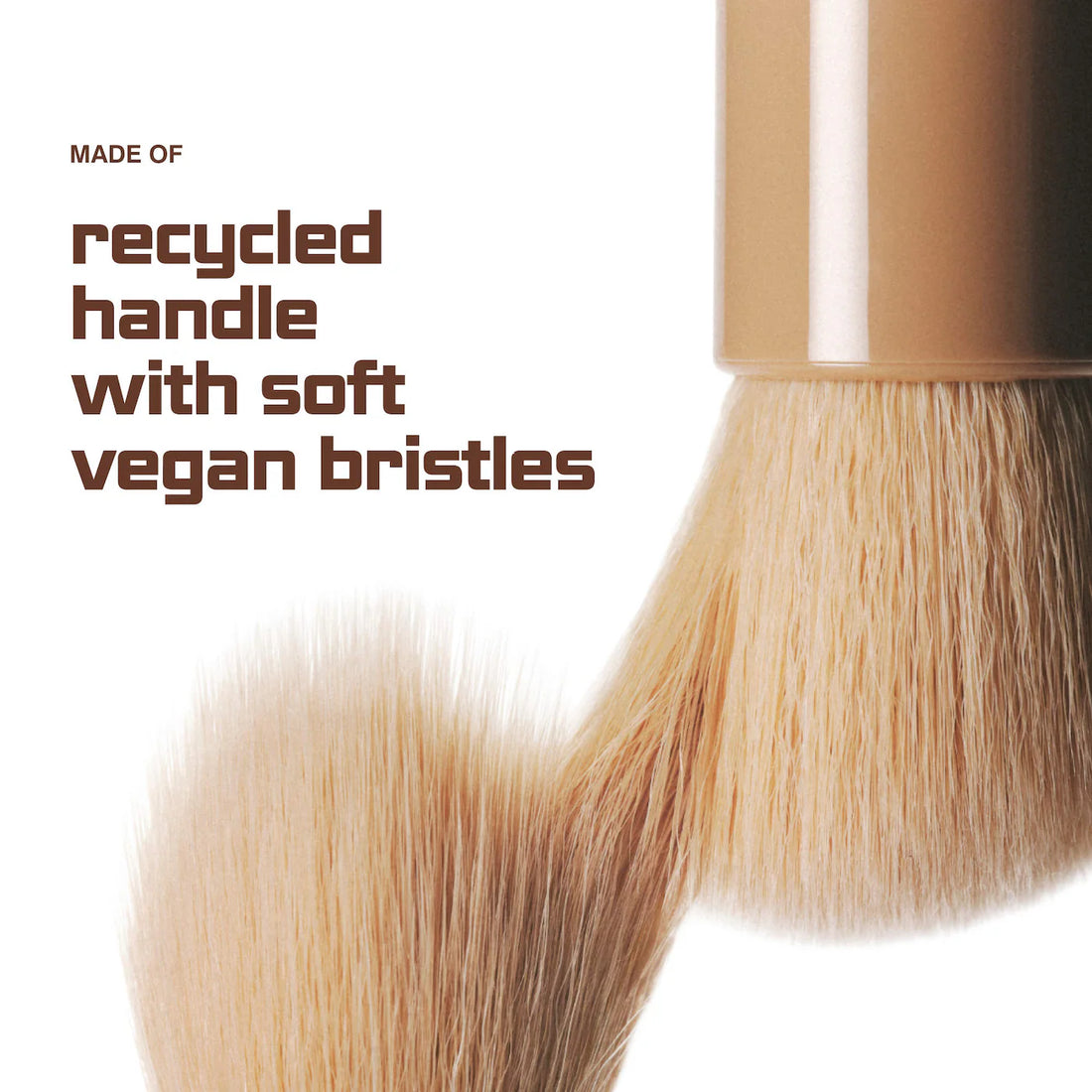 Rhode
Pocket Brush Double-Ended Makeup Brush 🤎